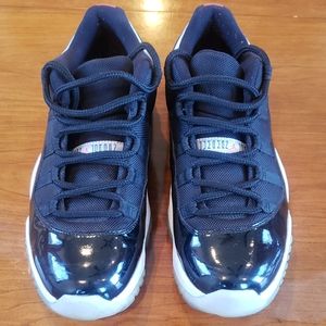 Nike Jordan 11 lows